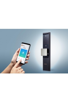 Khóa cửa thông minh mở bằng vân tay và smartphone