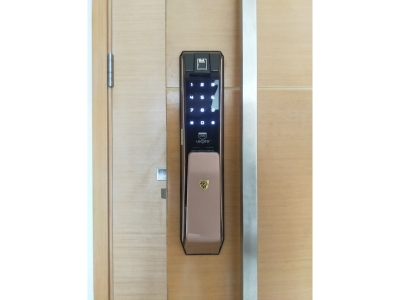 Lắp đặt khóa điện tử vân tay LOCPRO K500 MOBILE tại căn hộ chung cư The Vista An phú, Tp. Thủ Đức, TPHCM